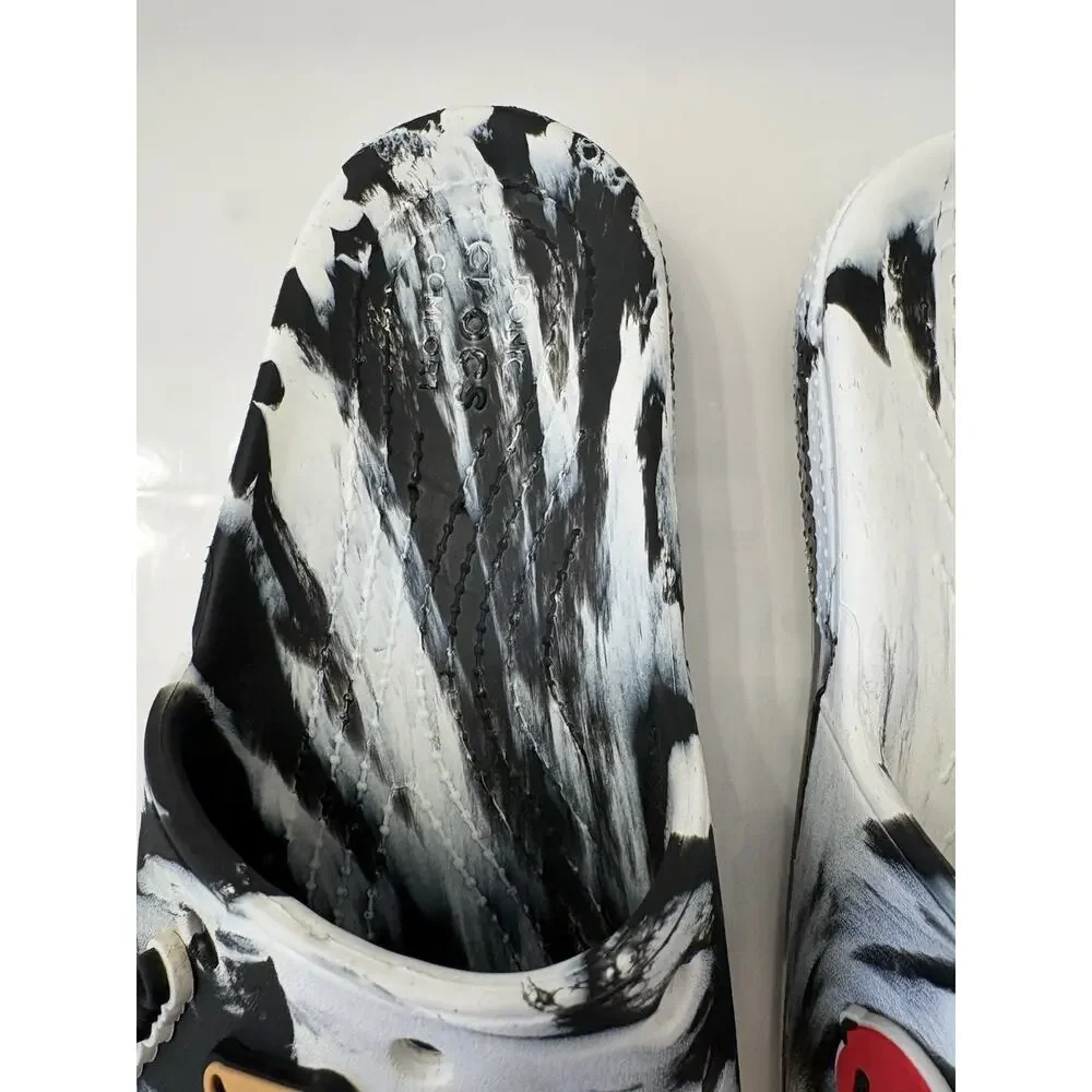 CROCS classic marbled